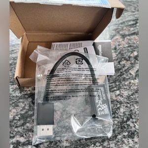 Amazon Basics Display (Not compatible with a USB port) to HDMI Adapter(4k@60Hz)